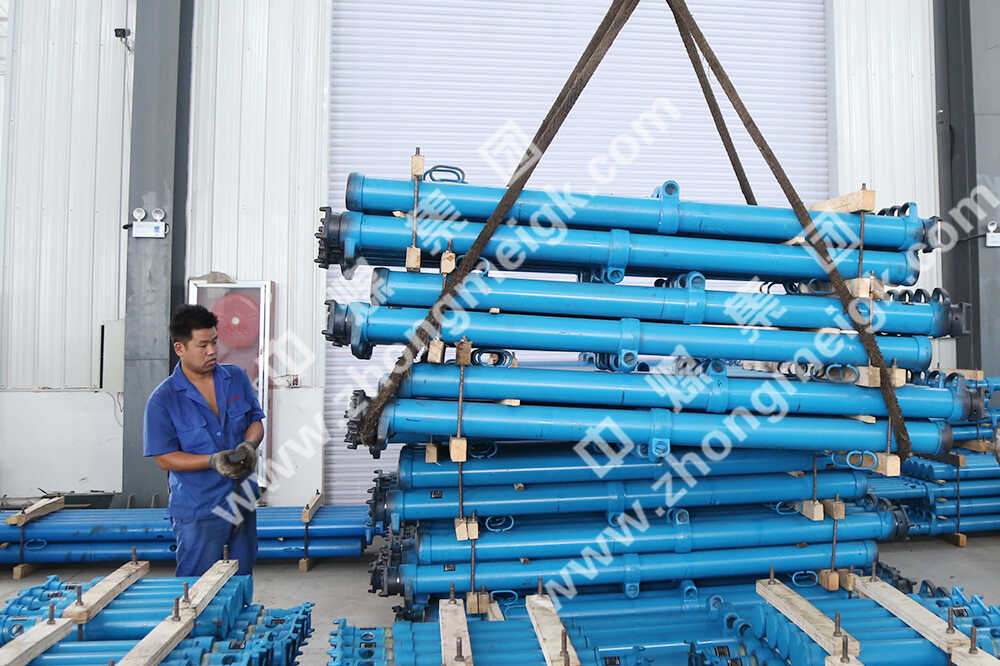 中煤集团一批矿用单体液压支柱发往山西临汾